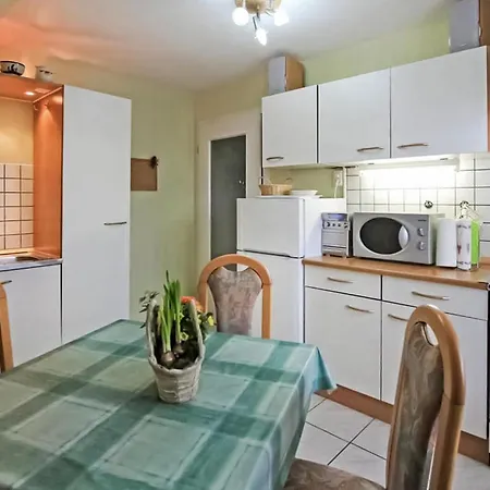 Ferienwohnung Gross Nemerow Apartment
